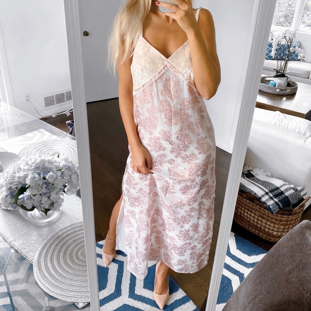 ✨ ZARA BLUSH ROSE GOLD FLORAL MAXI DRESS!